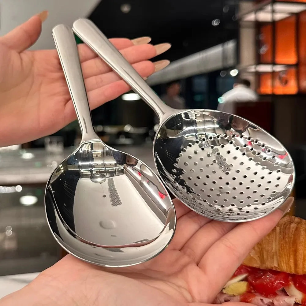 1pc Heavy-Duty Commercial/Home Kitchen Spoons/Large Serving Spoon with Heat-Resistant Short Handle Drain Holes for Easy Cleaning