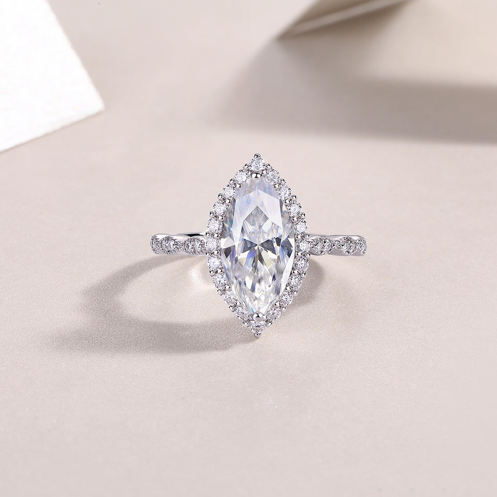 1The Realm Of Delight - A Fashionable Diamond Jewelry Piece Set With Moissanite S925 Sterling Silver And Platinum-plated Diamond Ring Prohibit TikTok sales